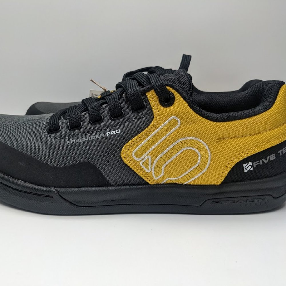 Five Ten Freerider Primeblue 'Grey Mustard' Men 8.5 Shoes